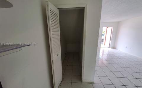 5810 W 18th Ln 101, Hialeah FL - photo 8 of 19
