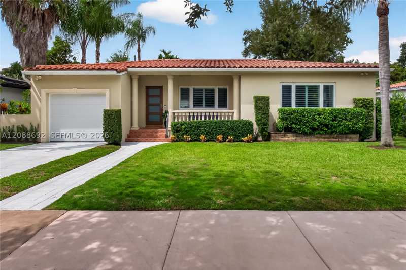 3 bedroom SingleFamilyResidence at 439 Candia Ave, C Gab Country Club Sec 6, Coral Gables — photo 1