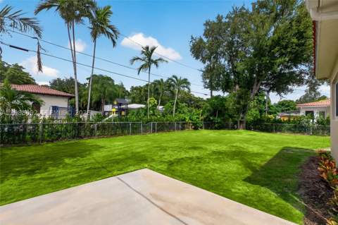 439 Candia Ave, Coral Gables FL - photo 11 of 65