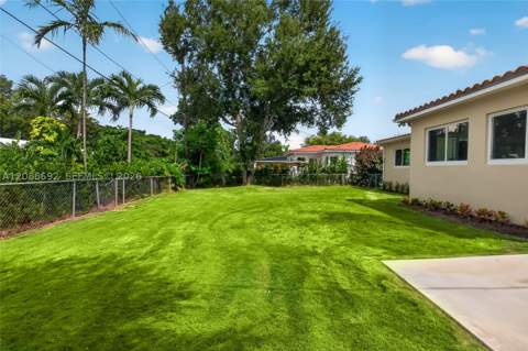 439 Candia Ave, Coral Gables FL - photo 14 of 65