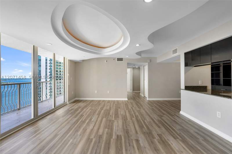 2 bedroom Condominium at 1200 Brickell Bay Dr 3001, The Club At Brickell Bay, Miami — photo 5