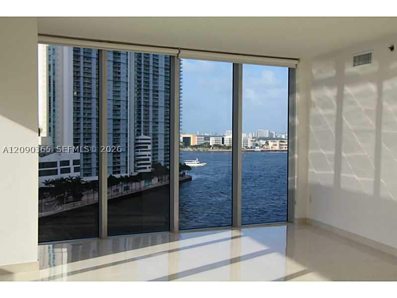 2 bedroom Condominium at 465 Brickell Ave 3002, Iconbrickell Condo No 1, Miami — photo 4