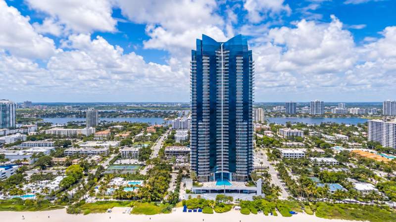 1 bedroom Condominium at 17121 Collins Avenue 2207, Jade Ocean Condo, Sunny Isles Beach — photo 2