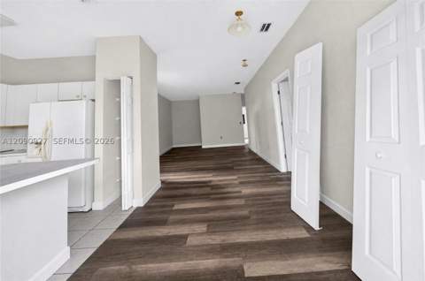 359 NE 27th Ter 204, Homestead FL - photo 11 of 20