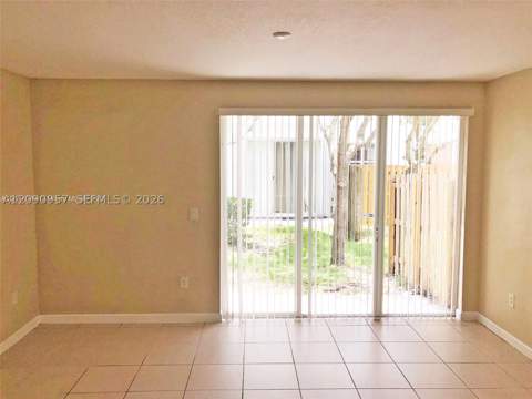 2884 SE 2nd Dr 2, Homestead FL - photo 7 of 32