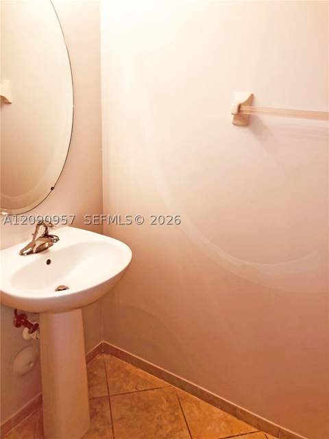 2884 SE 2nd Dr 2, Homestead FL - photo 8 of 32