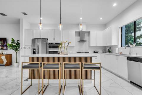 4363 NW 81st Ave, Doral FL - photo 10 of 54