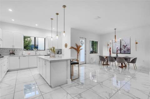 4363 NW 81st Ave, Doral FL - photo 6 of 54