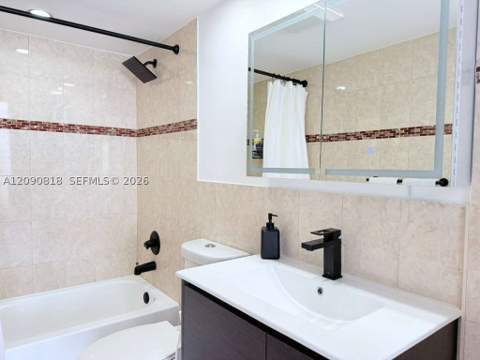 251 174th St 1712, Sunny Isles Beach FL - photo 13 of 27