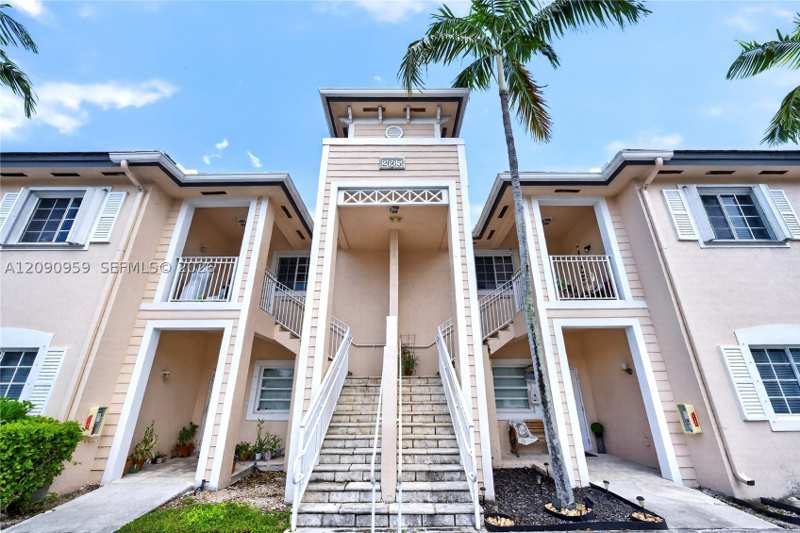 3 bedroom Condominium at 2665 NE 4th St 204, Caribbean Isles Villas Co, Homestead — photo 1
