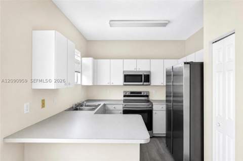 2665 NE 4th St 204, Homestead FL - photo 16 of 26