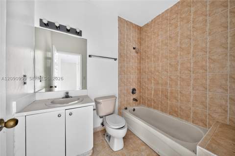 2665 NE 4th St 204, Homestead FL - photo 22 of 26