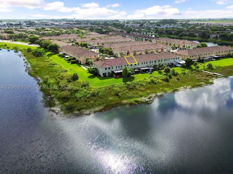 4 bedroom Townhouse at 1386 SE 23rd Ter, Keys Garden, Homestead — photo 3