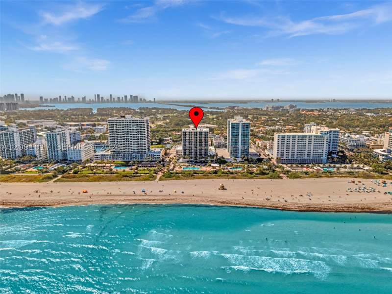2 bedroom Condominium at 2625 Collins Ave 1109, Oceanfront Plaza Condo, Miami Beach — photo 2