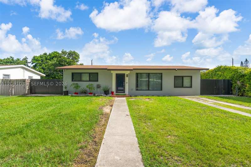 3 bedroom SingleFamilyResidence at 14740 SW 296th St, Leisure City Sec 4, Homestead — photo 1