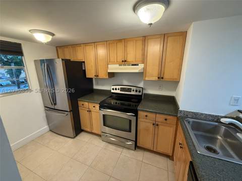 231 NW 109th Ave 209, Miami FL - photo 7 of 12