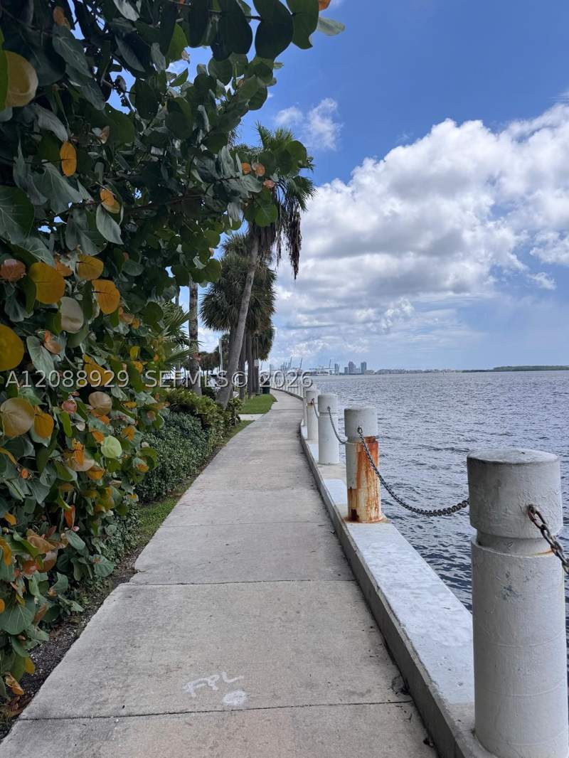 2 bedroom Condominium at 200 SE 15th Rd 7D, Brickell Harbour Condo, Miami — photo 4