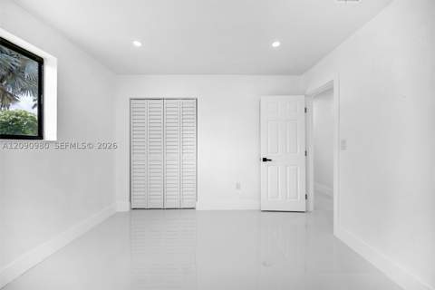 51 NW 161st St, Miami FL - photo 21 of 34