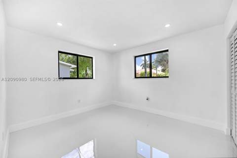 51 NW 161st St, Miami FL - photo 23 of 34