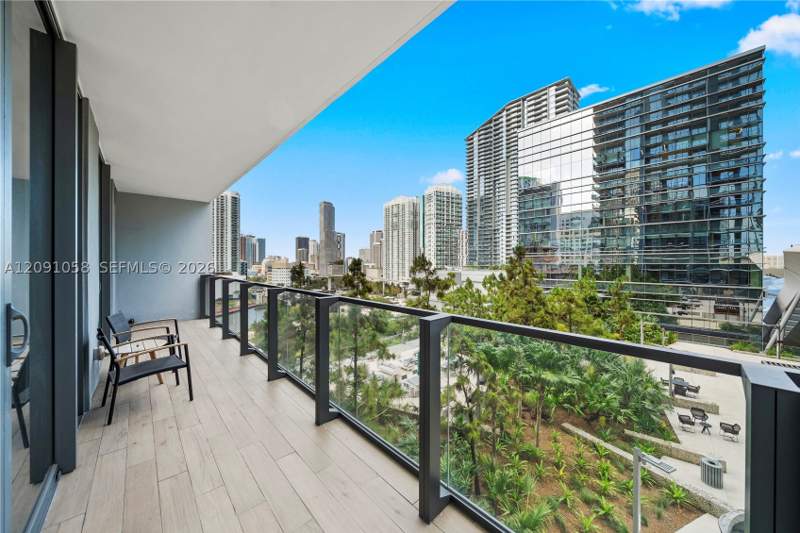 2 bedroom Condominium at 88 SW 7th St 809, Rise Condo, Miami — photo 4