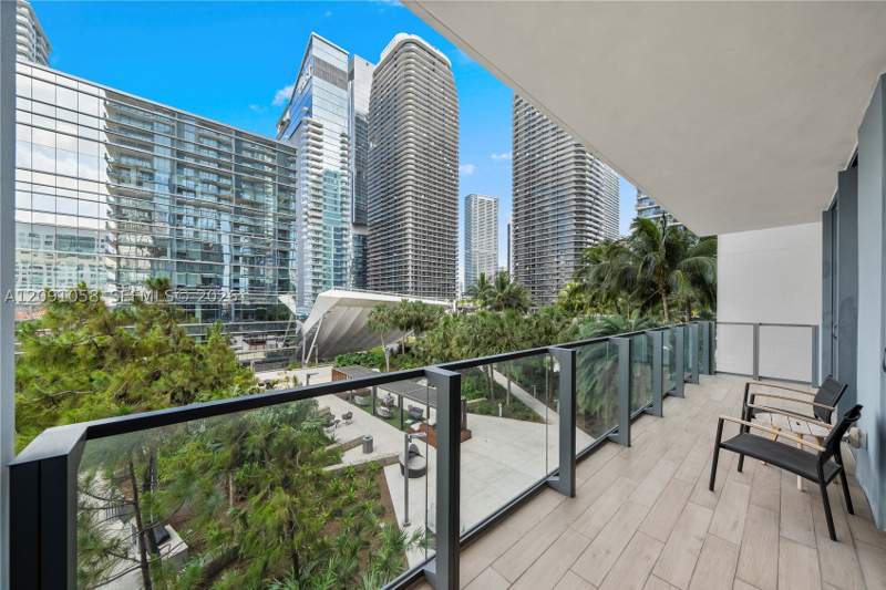 2 bedroom Condominium at 88 SW 7th St 809, Rise Condo, Miami — photo 5
