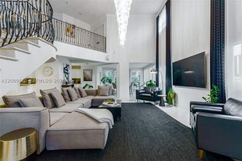 2740 SW 13th St, Miami FL - photo 10 of 47