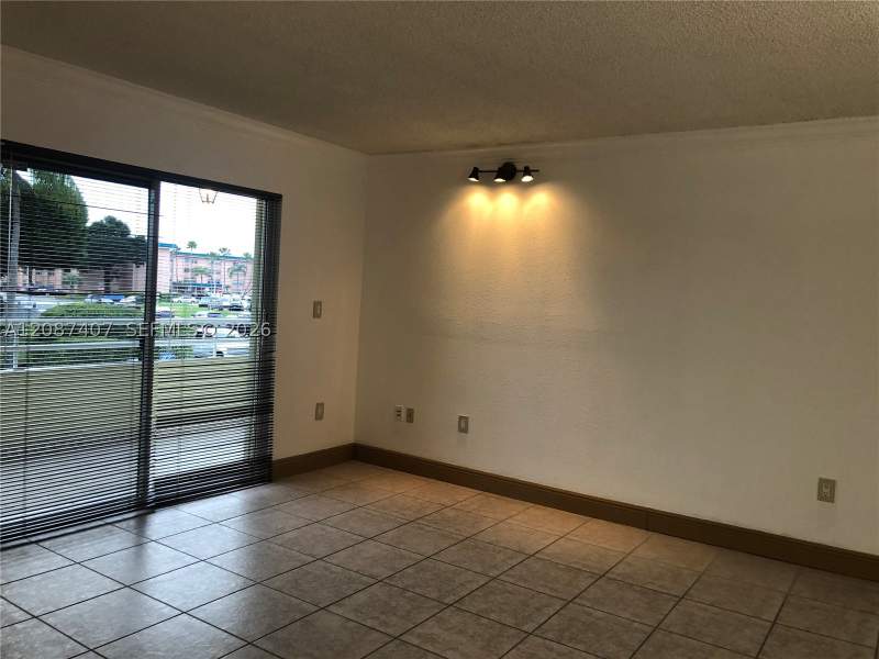 2 bedroom Condominium at 10755 SW 108th Ave 201, Palm Cove Condo, Miami — photo 4