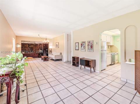 800 NE 144th St, North Miami FL - photo 12 of 40