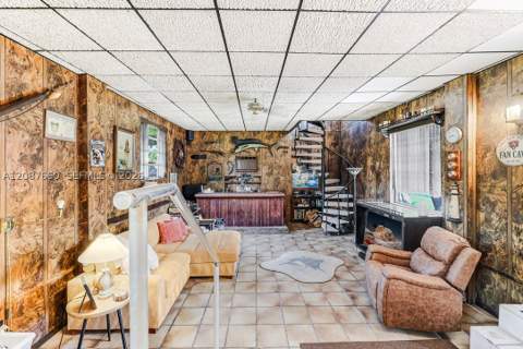 800 NE 144th St, North Miami FL - photo 14 of 40