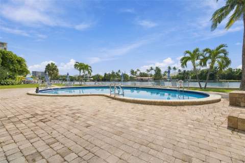 9101 E Bay Harbor Dr 201, Bay Harbor Islands FL - photo 20 of 25
