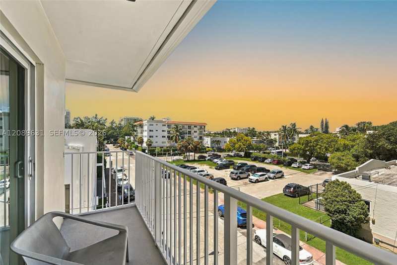 1 bedroom Condominium at 1420 Pennsylvania Ave 403, Penn Manor Condo, Miami Beach — photo 1