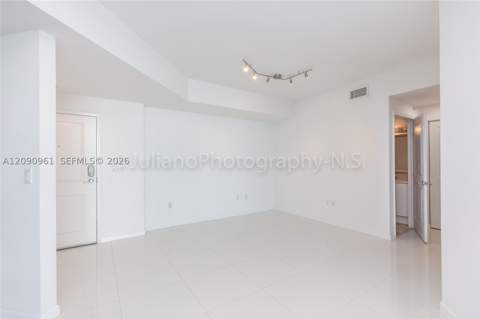 7910 Harbor Island Dr 507, North Bay Village FL - photo 15 of 38