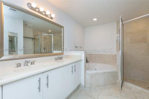 7910 Harbor Island Dr 507, North Bay Village FL - photo 22 of 38