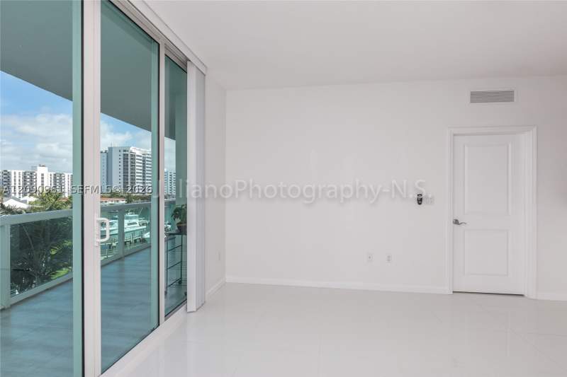 2 bedroom Condominium at 7910 Harbor Island Dr 507, 360 Condo B, North Bay Village — photo 5