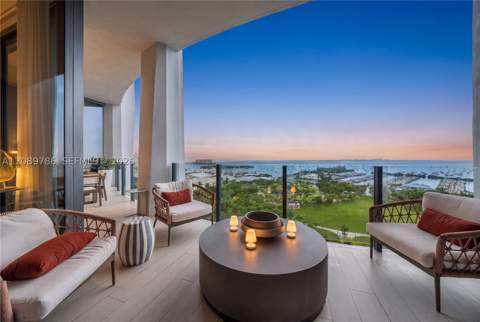 2811 S Bayshore Dr 15C, Miami FL - photo 17 of 57