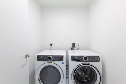 851 NE 1st Avenue 2005, Miami FL - photo 17 of 23
