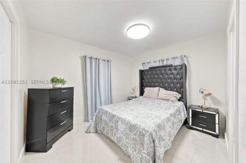 1055 NE 144th St, North Miami FL - photo 17 of 37
