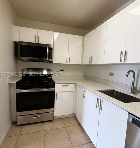 6900 N Kendall Dr A310, Pinecrest FL - photo 6 of 20