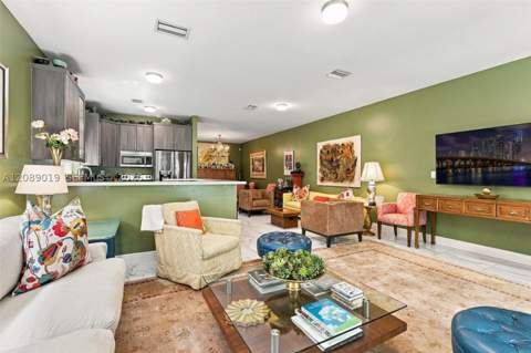 3139 Hibiscus St 3139, Miami FL - photo 12 of 66