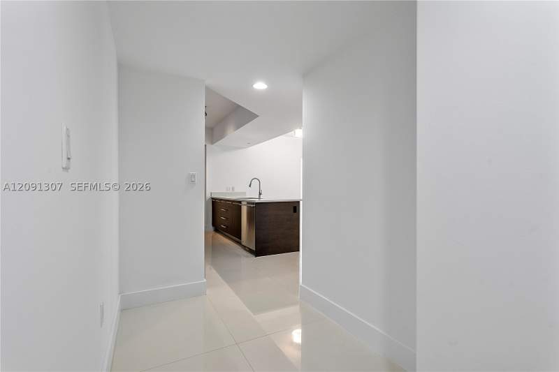 2 bedroom Condominium at 55 SE 6th St 3605, 500 Brickell West Condo, Miami — photo 2