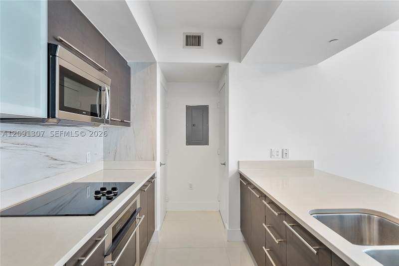 2 bedroom Condominium at 55 SE 6th St 3605, 500 Brickell West Condo, Miami — photo 4