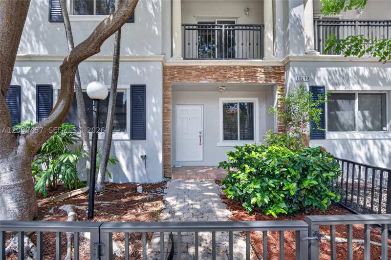 3 bedroom Townhouse at 11233 SW 231st Ln, Silver Palm Homes, Miami — photo 1