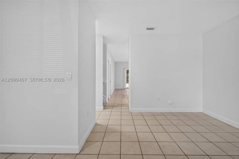 3 bedroom Townhouse at 11233 SW 231st Ln, Silver Palm Homes, Miami — photo 2