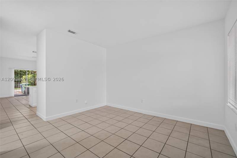 3 bedroom Townhouse at 11233 SW 231st Ln, Silver Palm Homes, Miami — photo 3