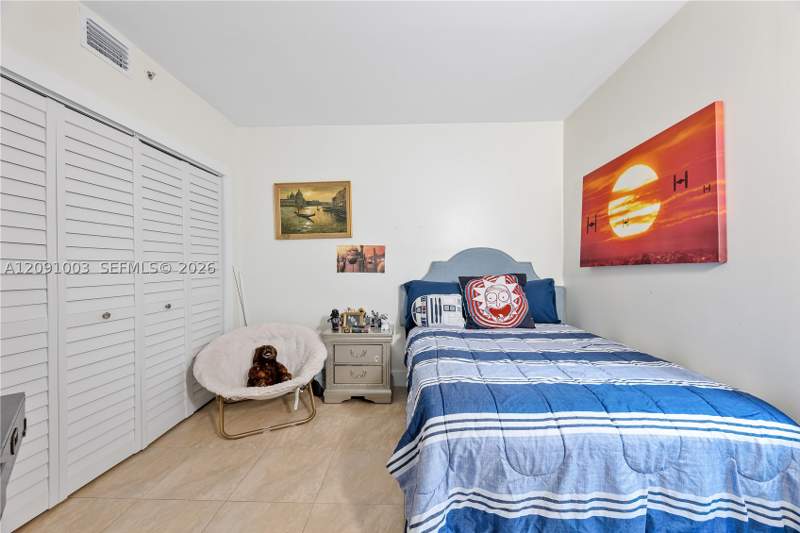 3 bedroom Condominium at 323 Navarre Ave 101, The Gallery Plaza Condo, Coral Gables — photo 3