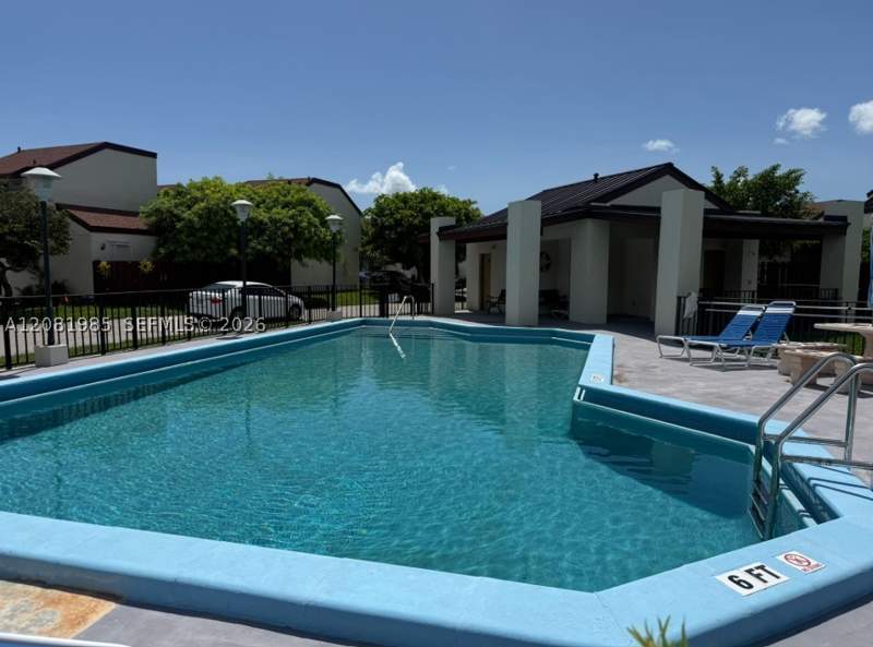 2 bedroom Townhouse at 9764 NW 4th Ln 9764, East Wind Lake Village, Miami — photo 3