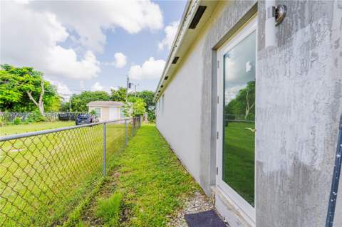 153 NW 6th St, Homestead FL - photo 21 of 26