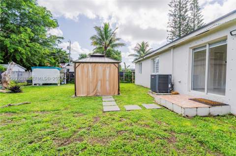 153 NW 6th St, Homestead FL - photo 24 of 26