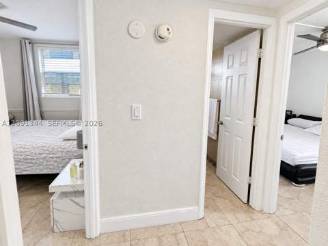 4550 NW 9th St 901E, Miami FL - photo 11 of 28