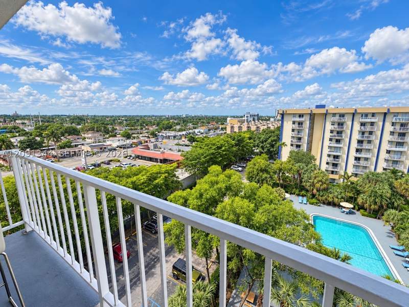 2 bedroom Condominium at 4550 NW 9th St 901E, Yolanda Villas Condo, Miami — photo 2
